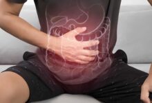 Mide ağrısı neden olur? Mide ağrısına ne iyi gelir? Evde uygulanabilecek doğal yöntemler, beslenme önerileri ve tedavi yöntemlerini keşfedin.